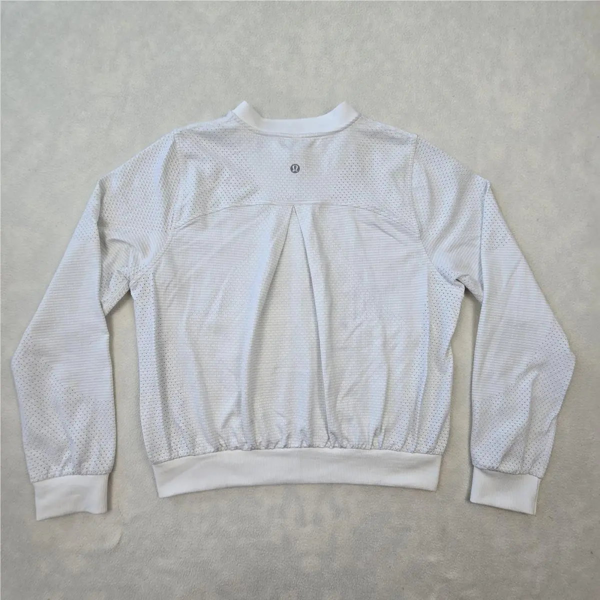 Lululemon clothing - White 4