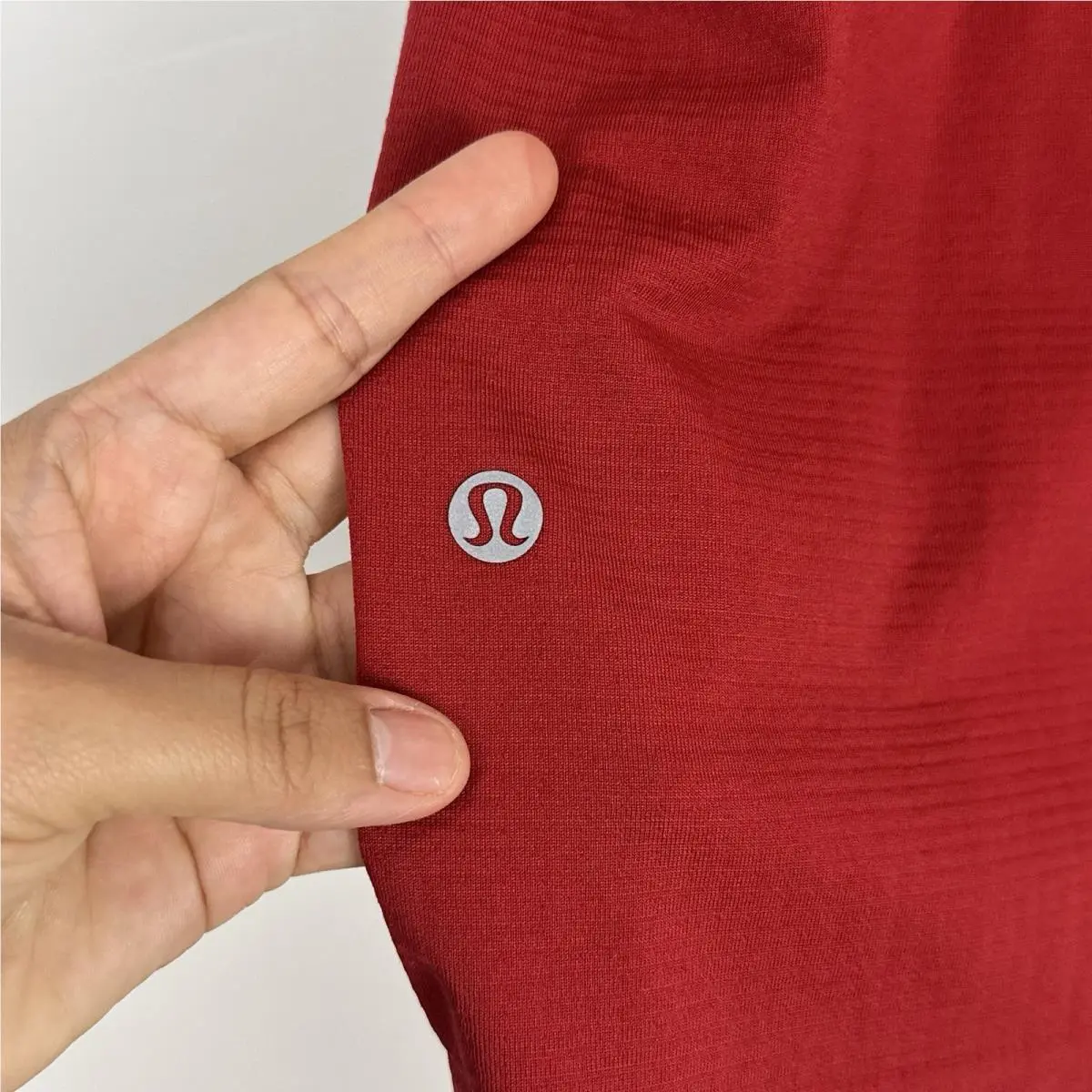 Lululemon clothing - Lululemon Metal Vent Tech - Metal Vent Tech - Red 8
