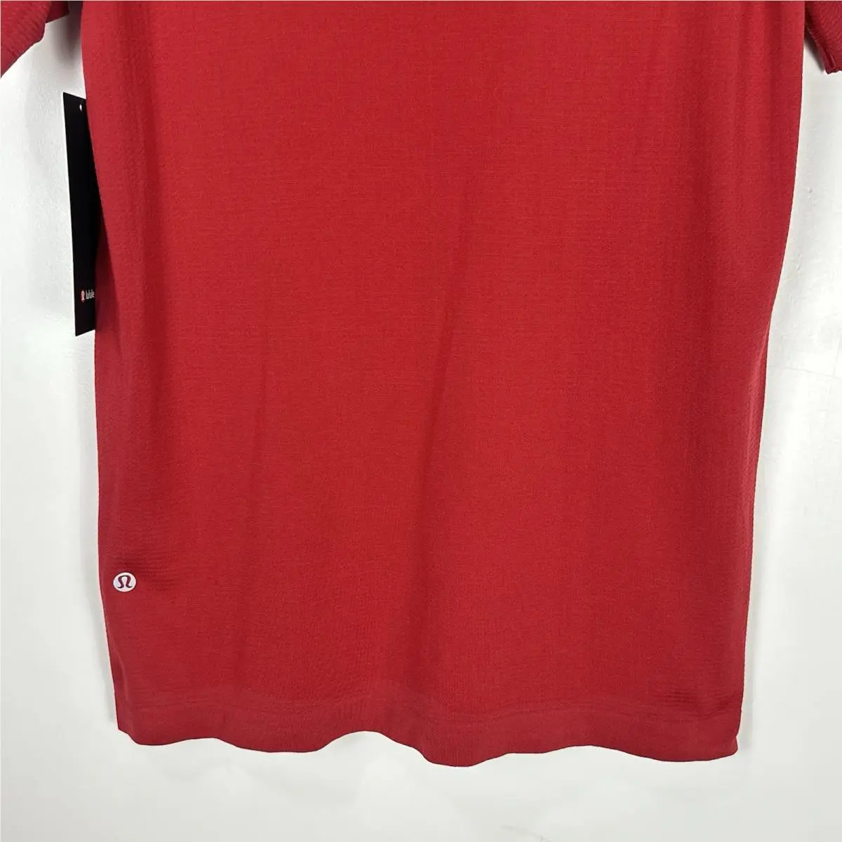 Lululemon clothing - Lululemon Metal Vent Tech - Metal Vent Tech - Red 7