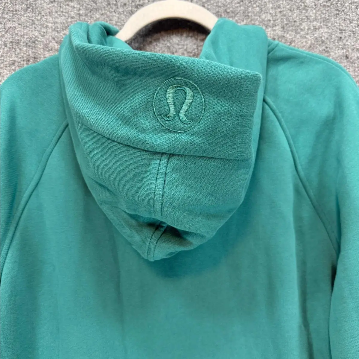 Lululemon clothing - Green 10