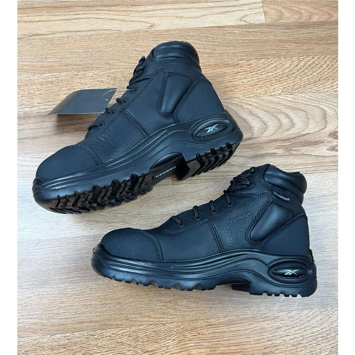 Reebok shoes - Black 1
