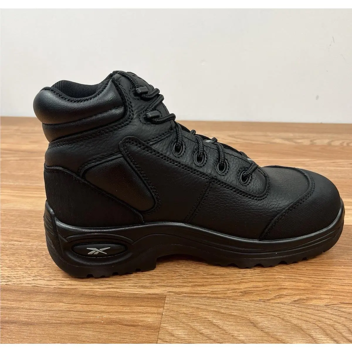 Reebok shoes - Black 5