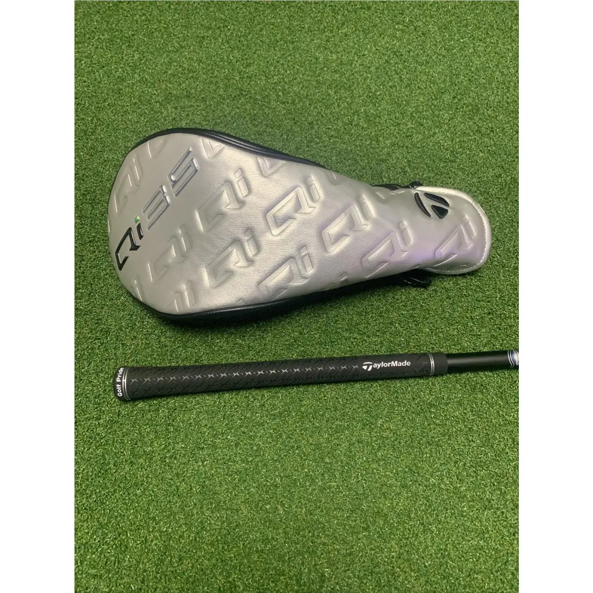 TaylorMade  - TaylorMade Qi35 5