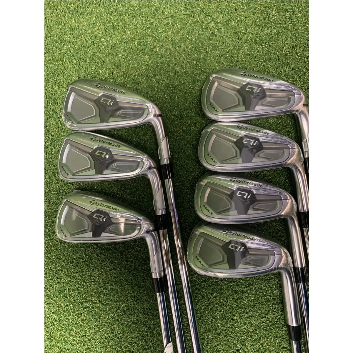 Taylormade Qi Max Iron Set 5-AW 7 Pc. RH - Kbs Max MT S 85 - Stiff Flex
