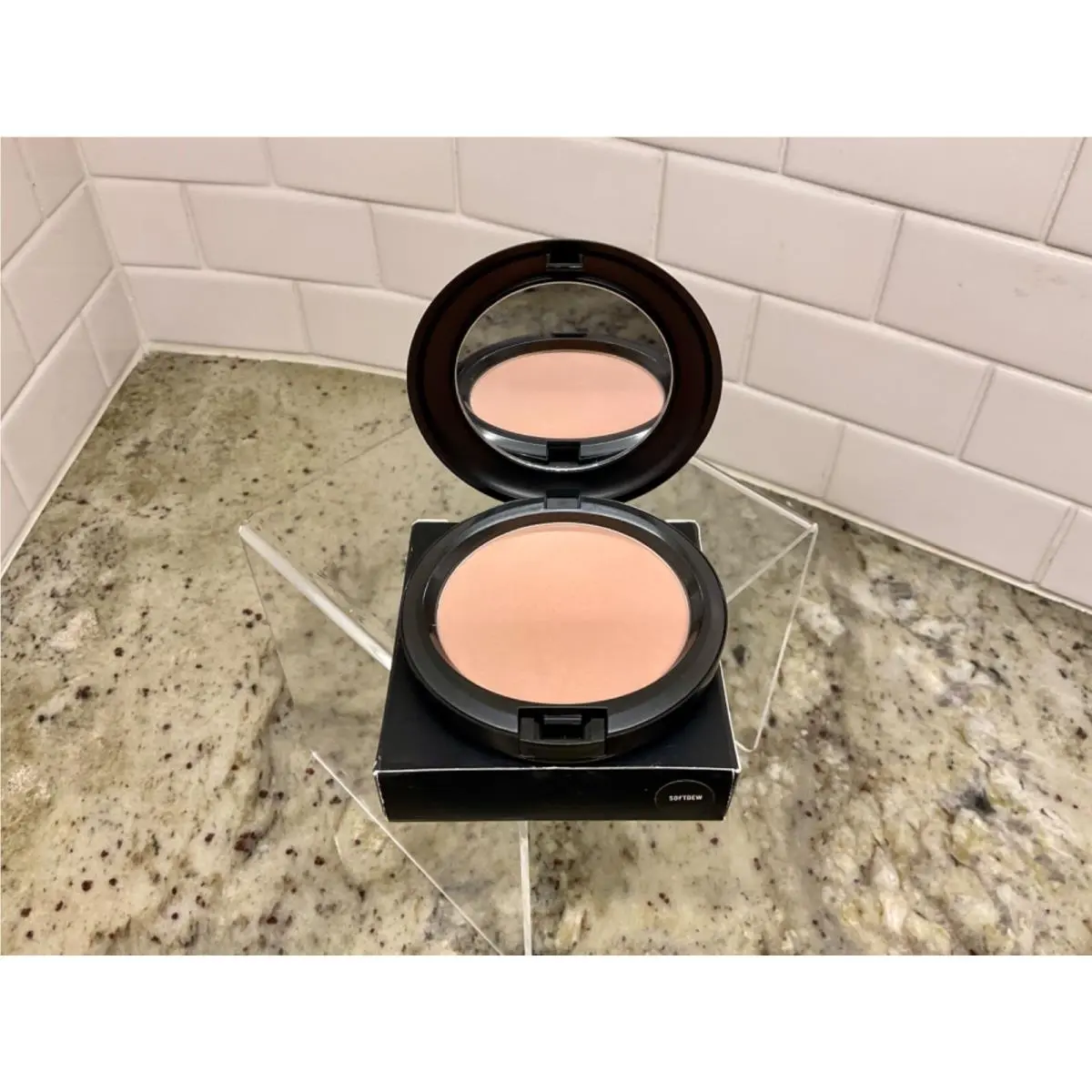Mac Novel Twist Limited Edition Nordstrom Exclusive Limited Edition Rare SOFTDEW BEAUTY POWDER by MAC Cosmetics
