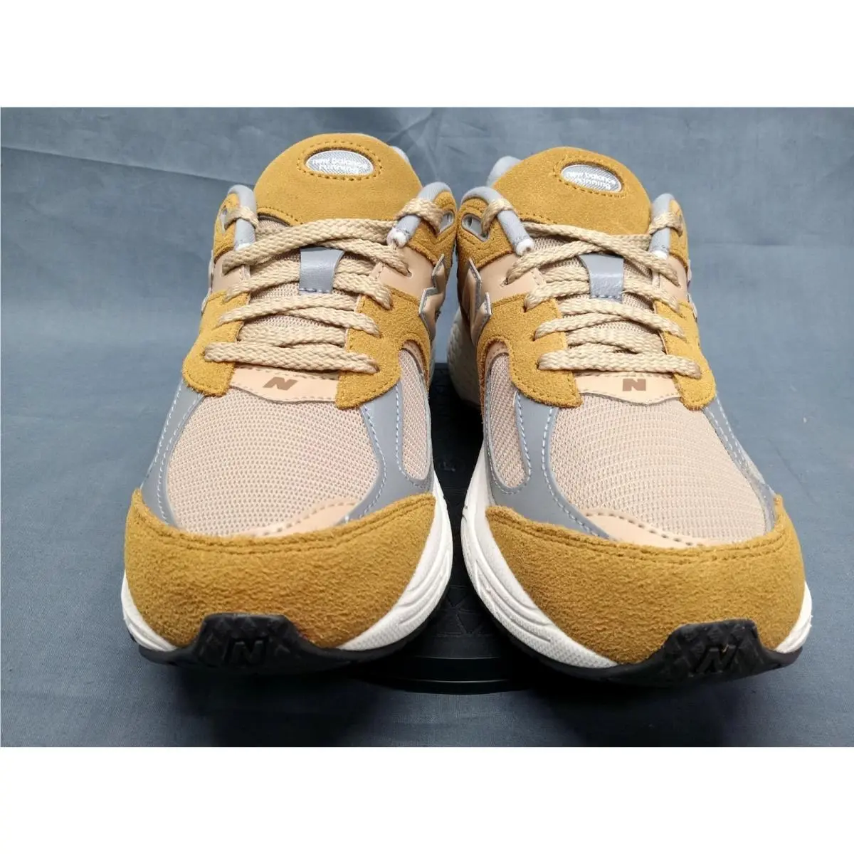 New Balance shoes - 2002 - GC2002CE - Beige (UPC: 197967815157) 1