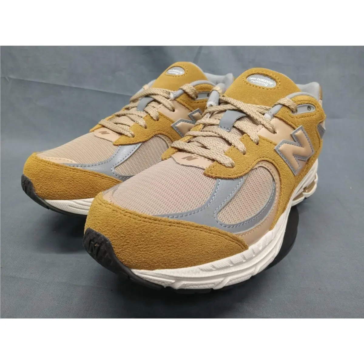New Balance shoes - 2002 - GC2002CE - Beige (UPC: 197967815157) 2