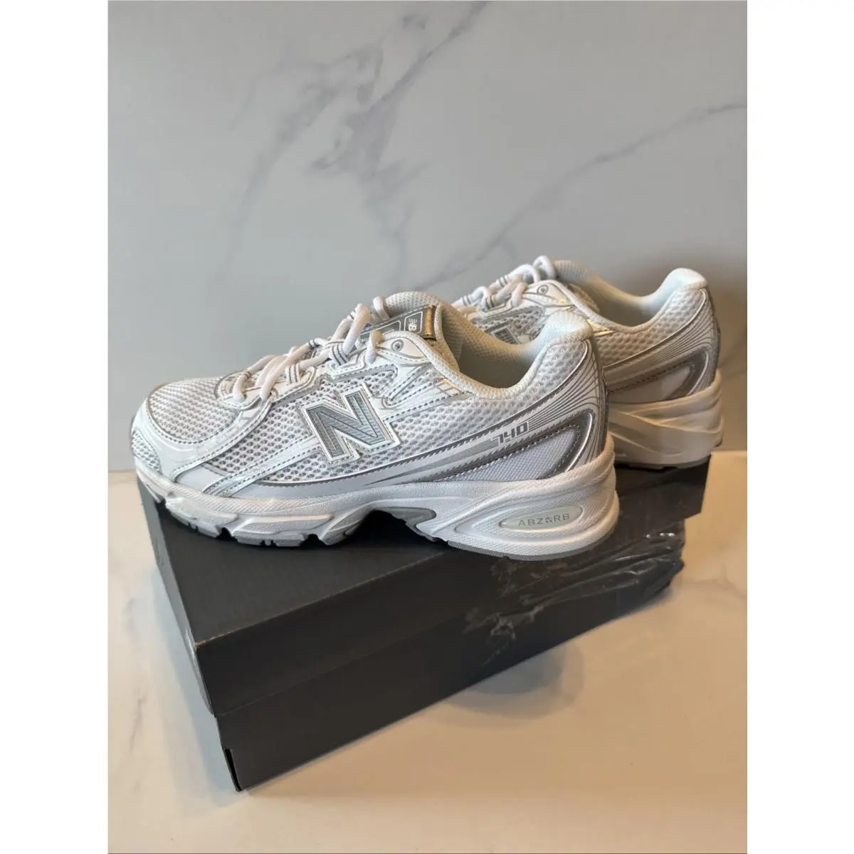 New Balance 740 Kids Size 7 Classic Sneakers GR740WM White Gray New