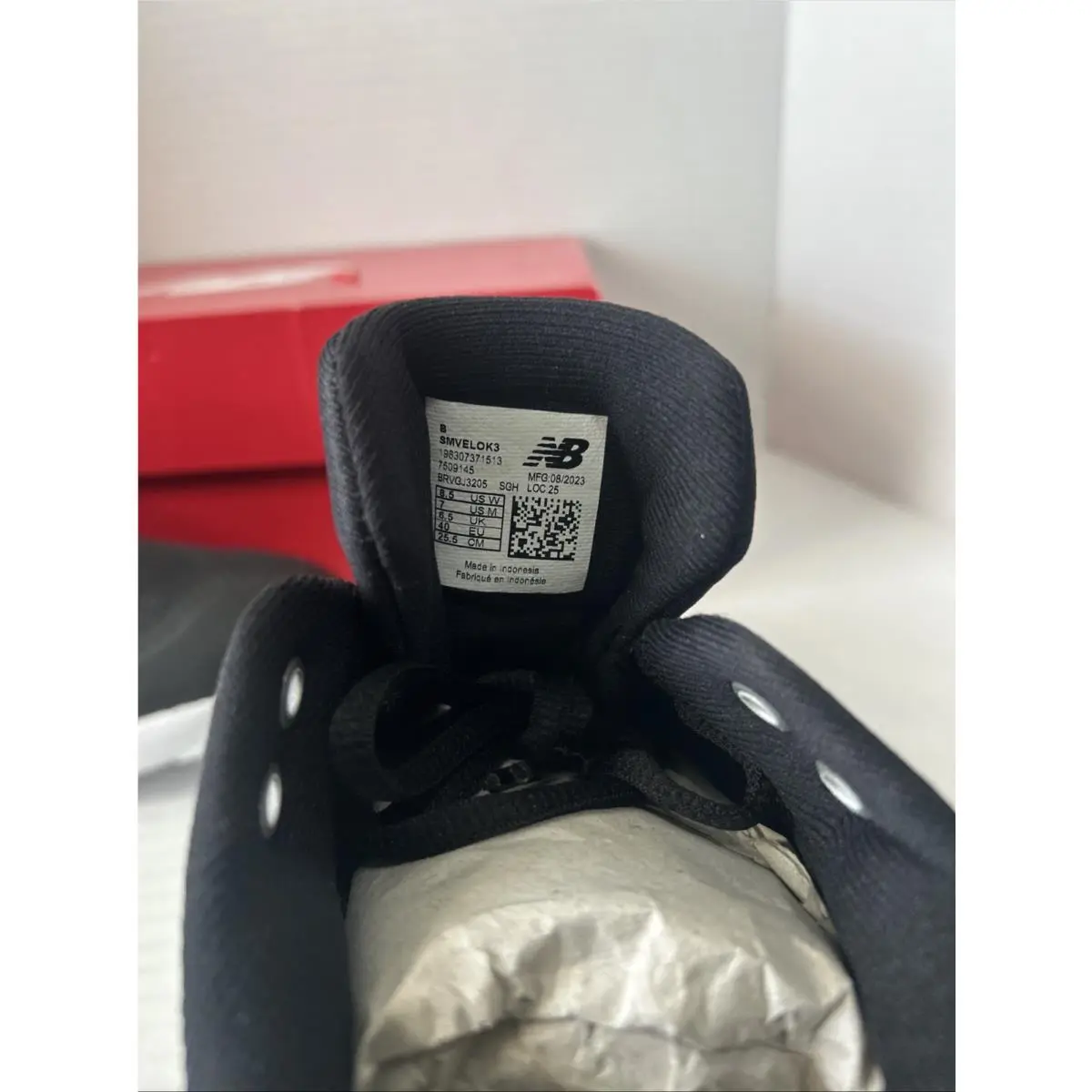 New Balance shoes - New Balance Fresh Foam V3 - Black 5