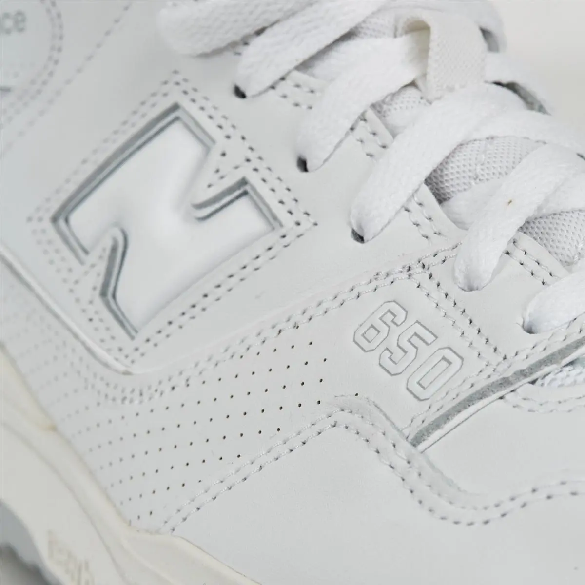 New Balance shoes - 650 - White 3