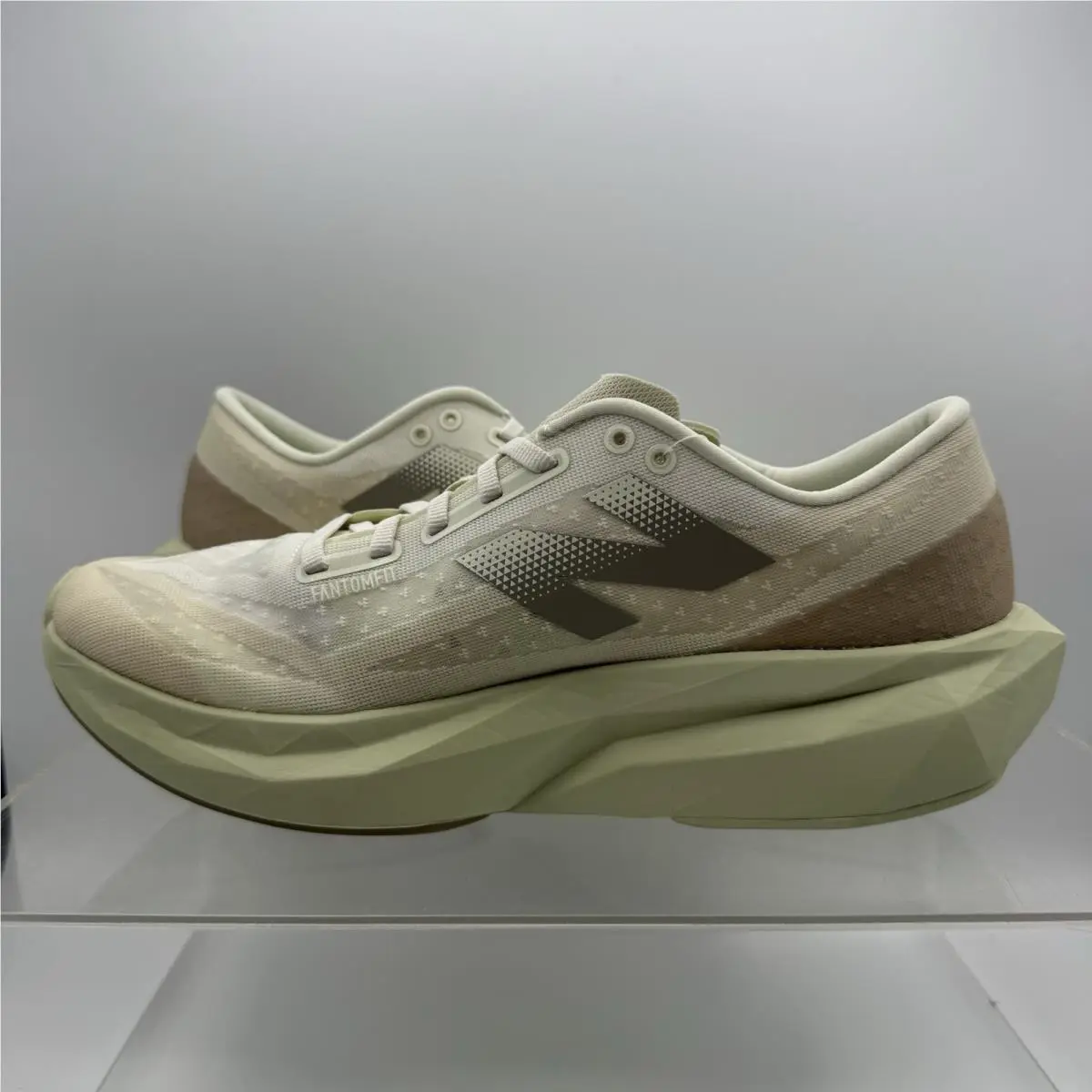 New Balance shoes - New Balance FuelCell Rebel - FuelCell Rebel - MFCXLD4 - Green 2