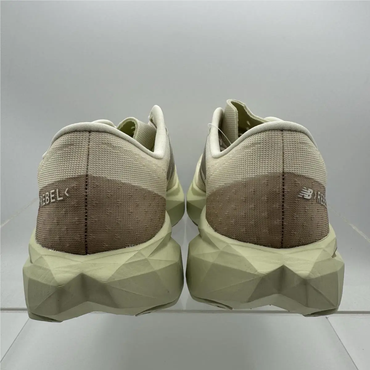 New Balance shoes - New Balance FuelCell Rebel - FuelCell Rebel - MFCXLD4 - Green 5
