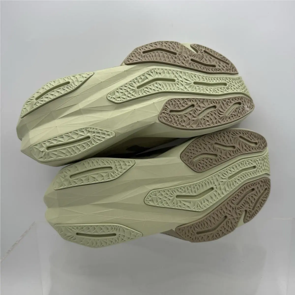 New Balance shoes - New Balance FuelCell Rebel - FuelCell Rebel - MFCXLD4 - Green 6