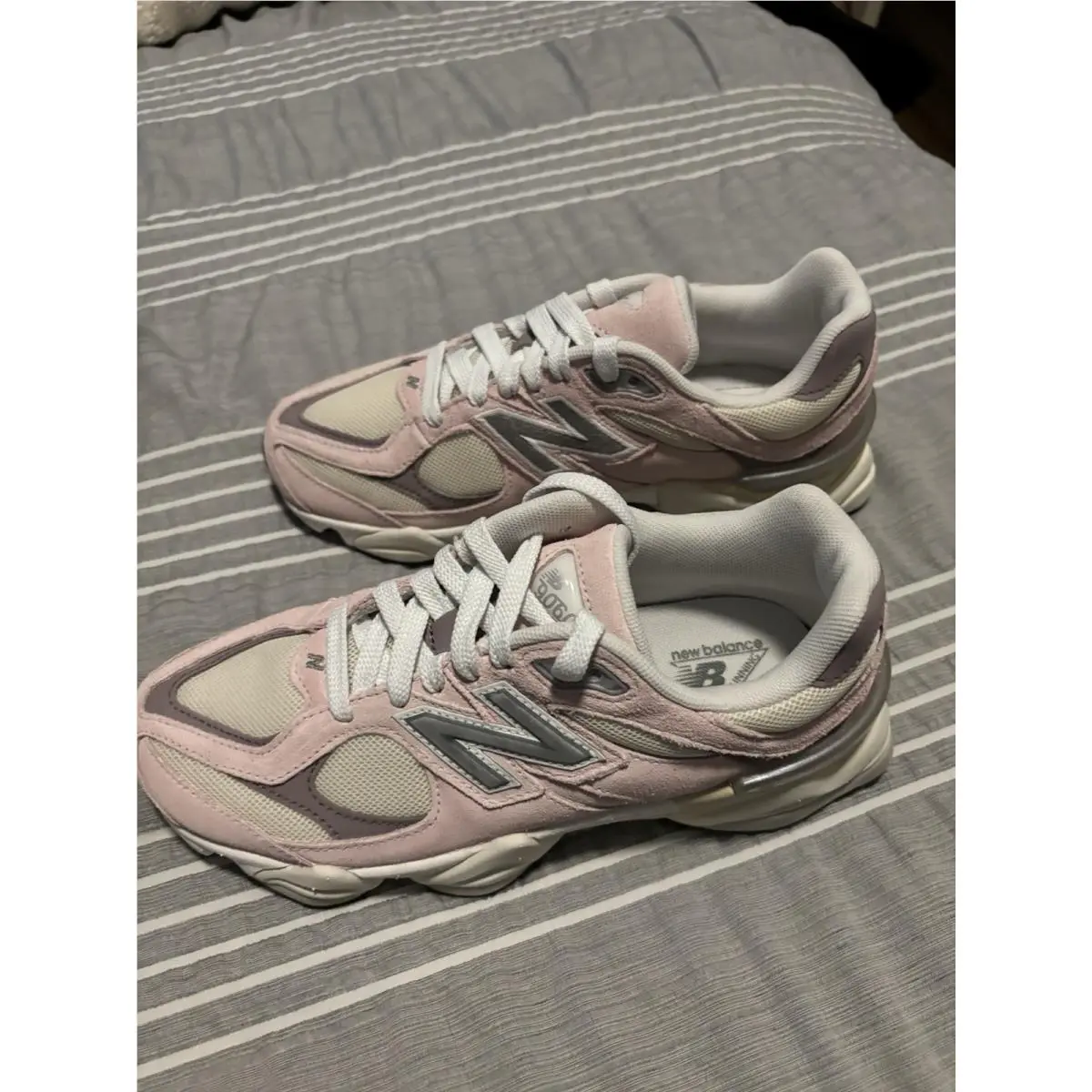 New Balance shoes - New Balance 9060 - Pink 0