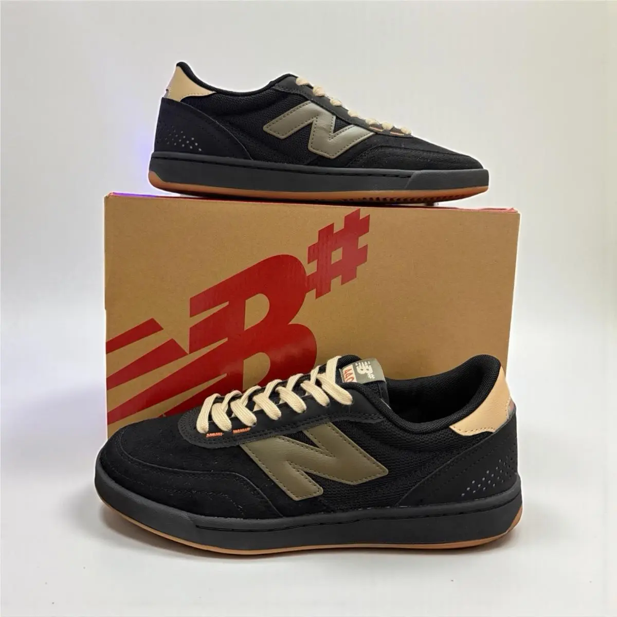 NB New Balance sz 9.5 Men`s Numberic 440 V2 Synthentic Skate Black Green Sneaker