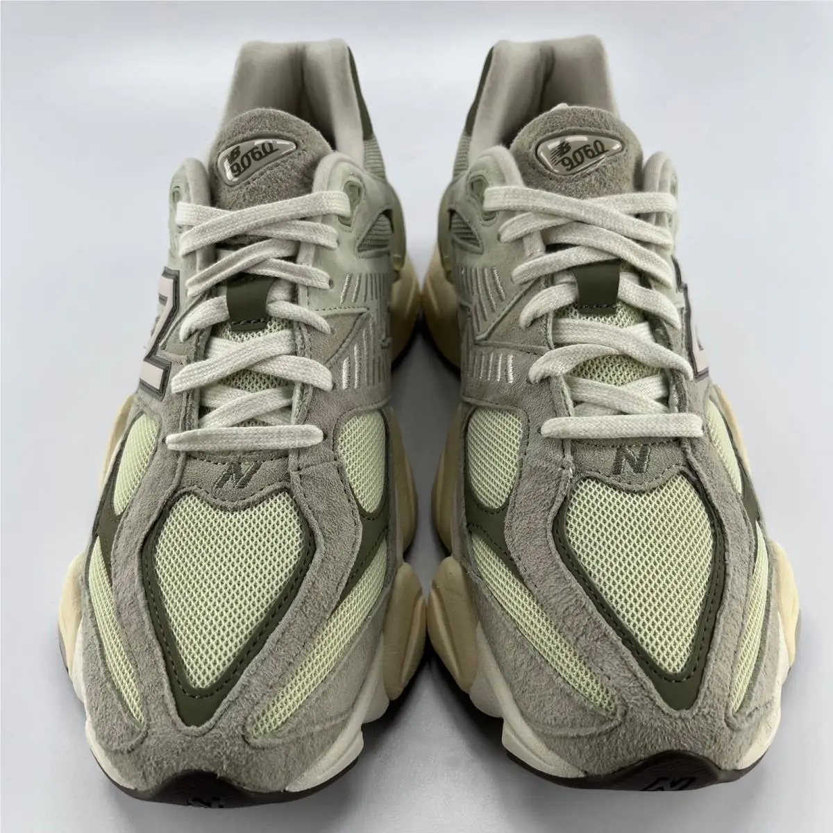 New Balance shoes - 9060 Olivine - Olivine - U9060EEC - Green 2