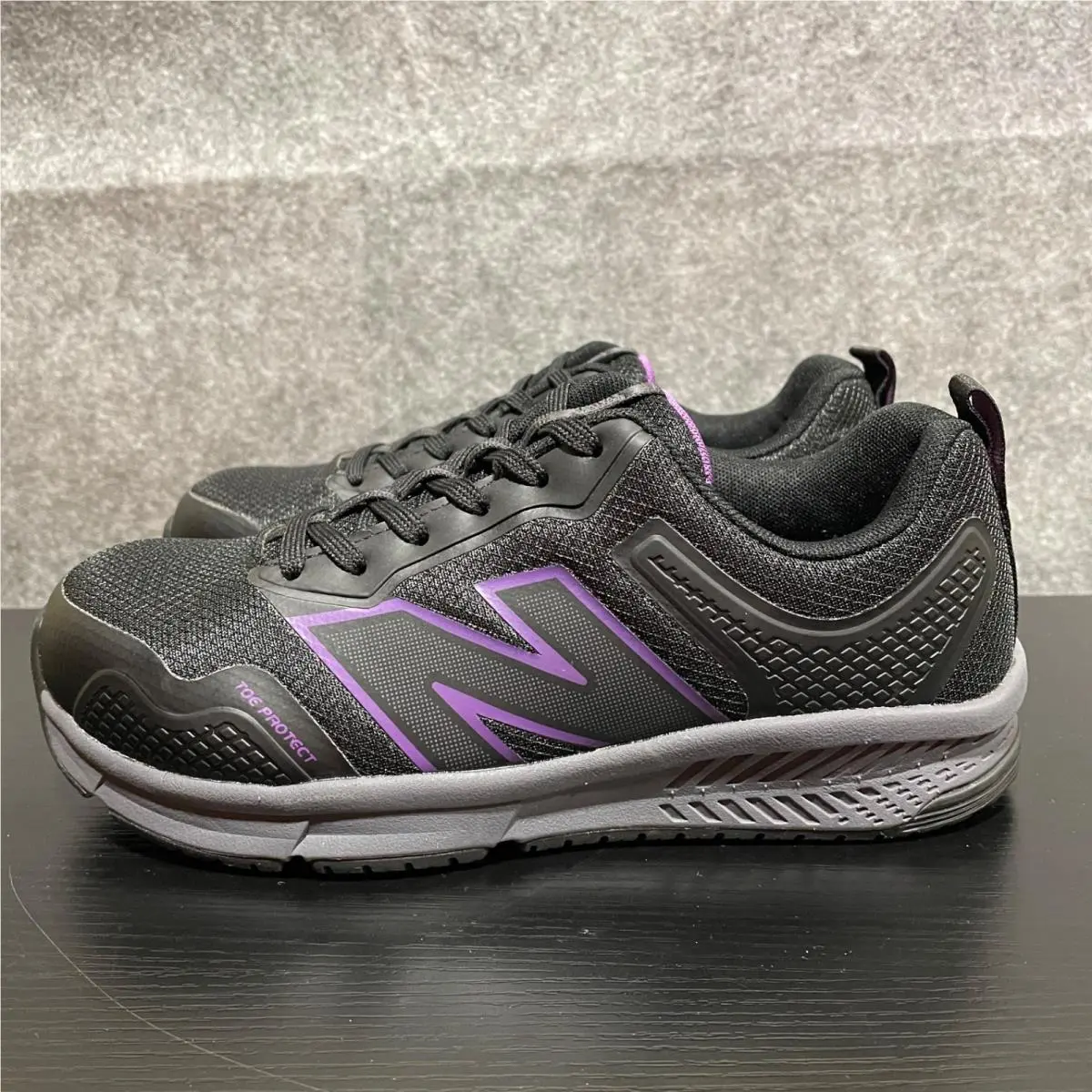 New Balance Womens Work Shoes Evolve 5.5B Black Alloy Toe EH SR Safety Sneakers