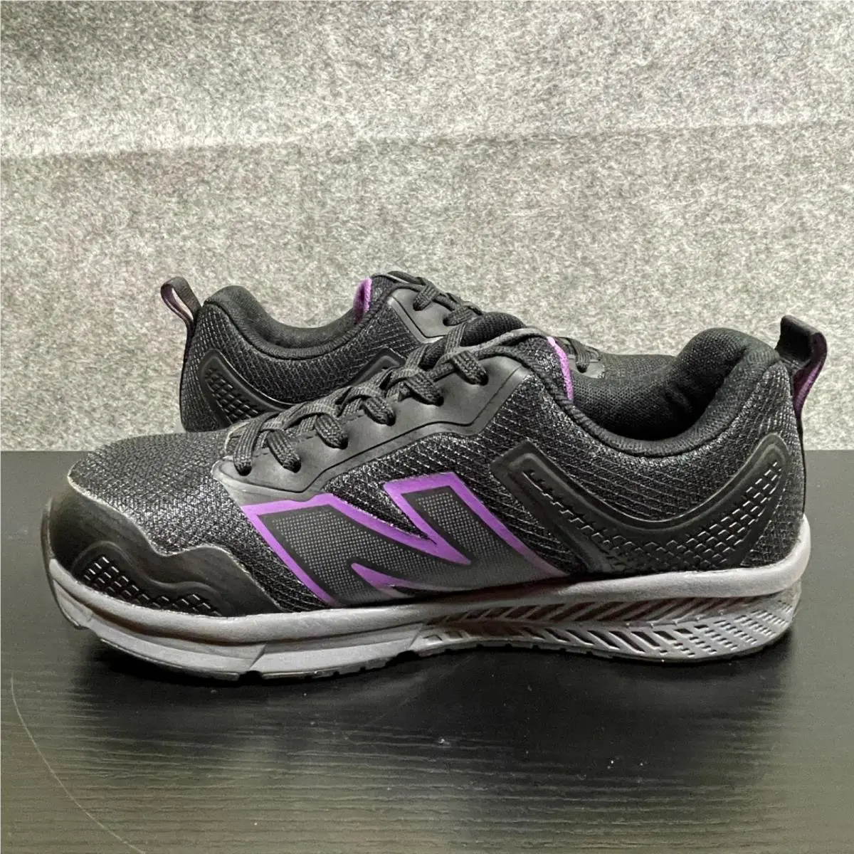 New Balance shoes - New Balance Work & Safety Evolve Alloy Toe EH SR - WIDEVOLBL - Black (UPC: 810119136992) 7