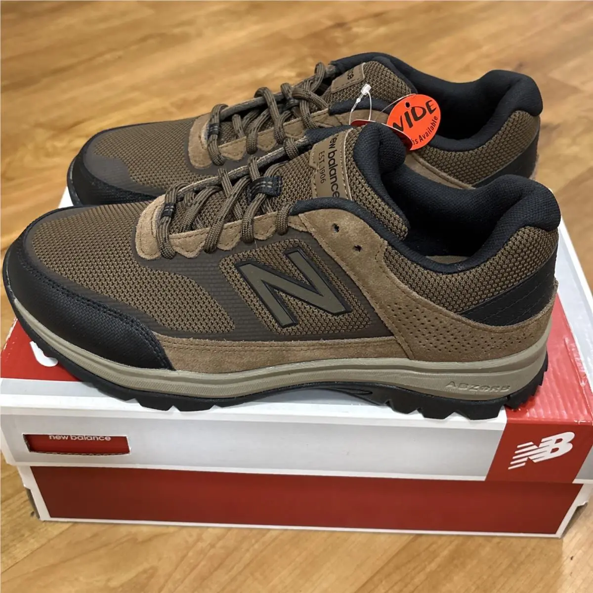 New Balance MW669BR SS 8.5 Wide Fit Men`s Low Top Sneakers Brown 4E