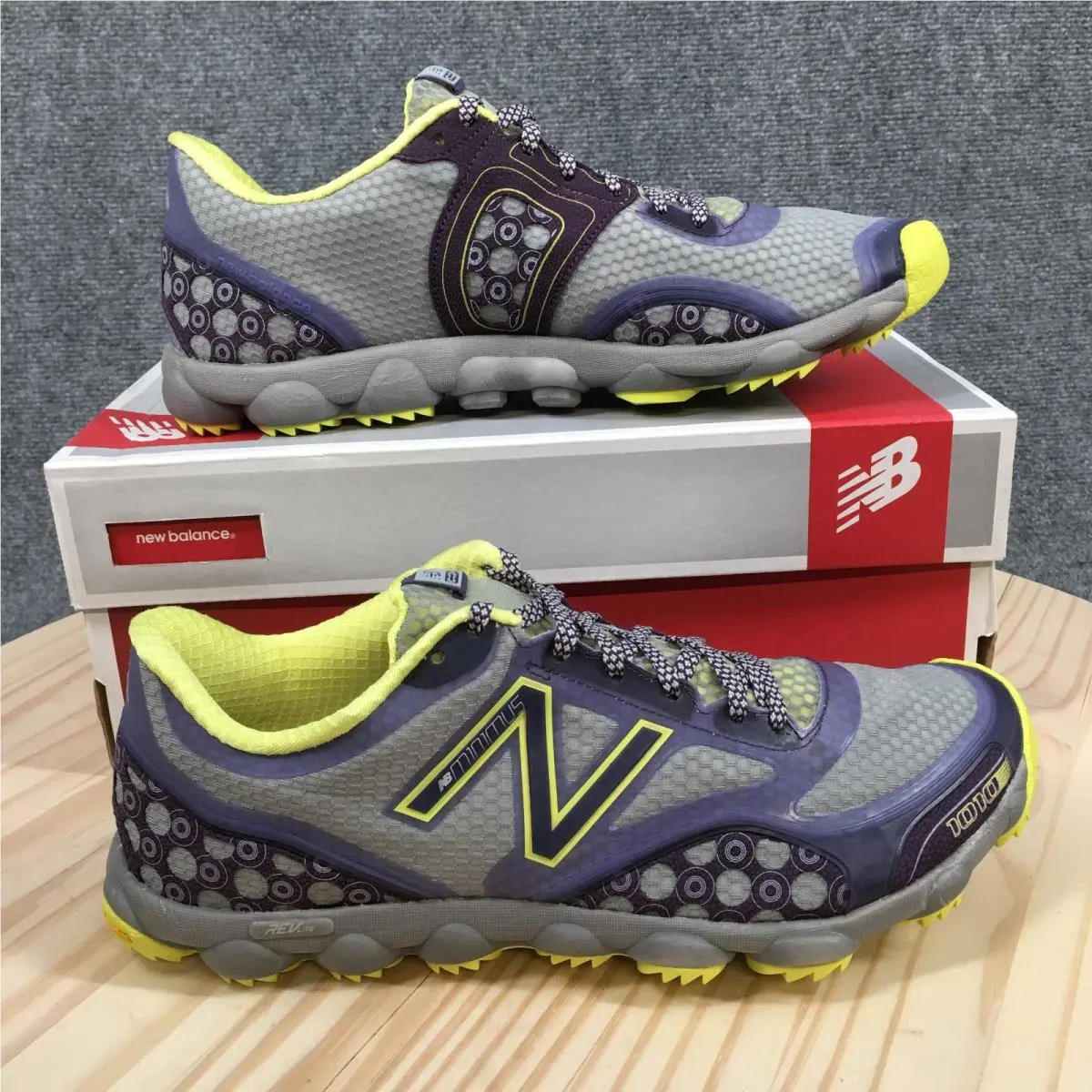 New Balance Minimus 1010 Shoes Womens 11 B Trail Running Sneaker Gray Purple New