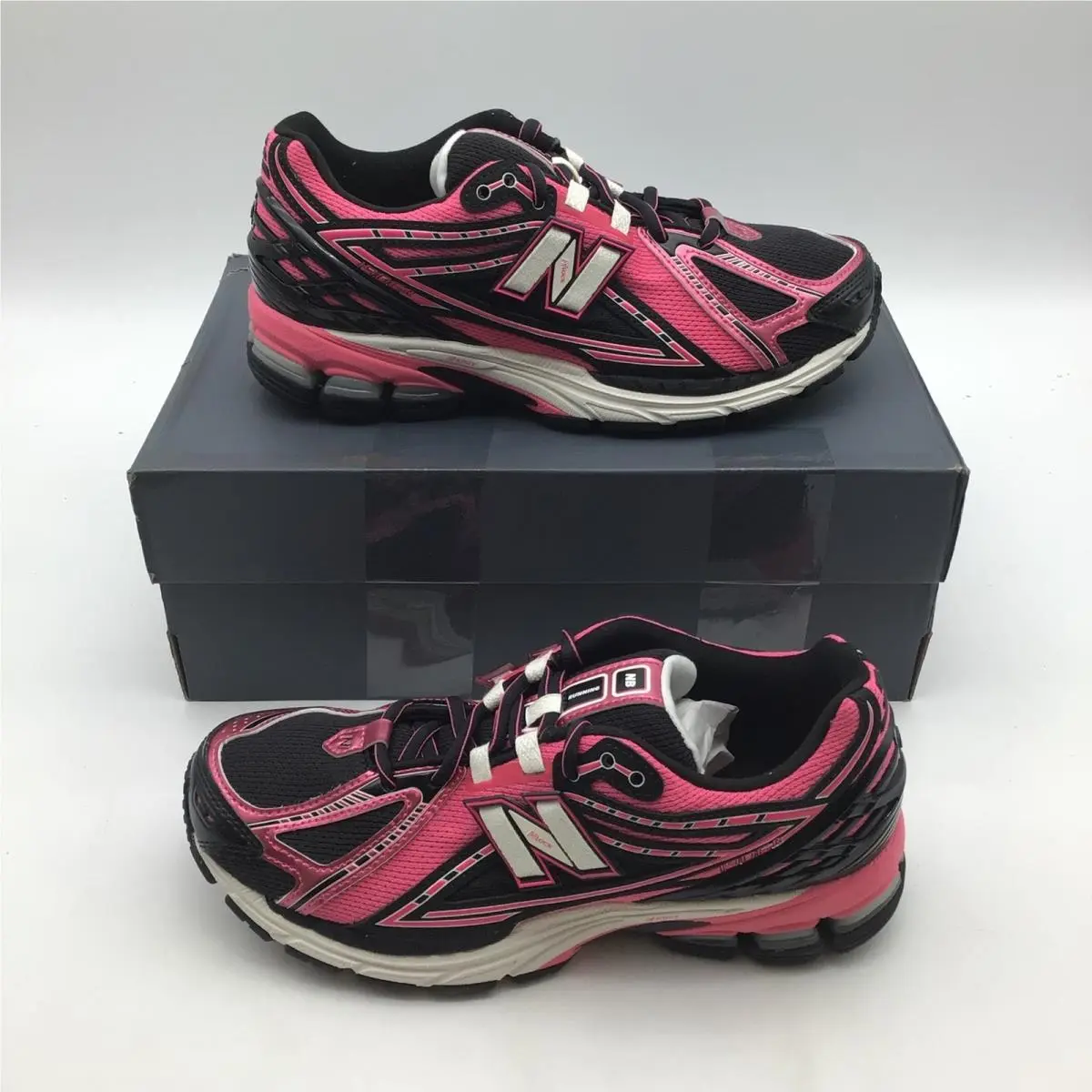 New Balance 1906R Pink Black Silver Womens Size 8.5 Sneakers U1906RMD New