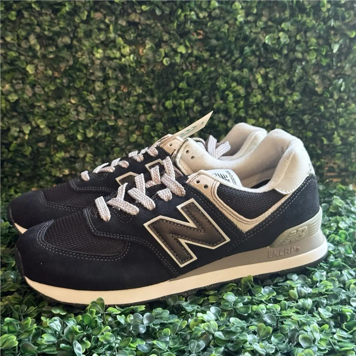 New Balance shoes - New Balance 574 - Black / White 8
