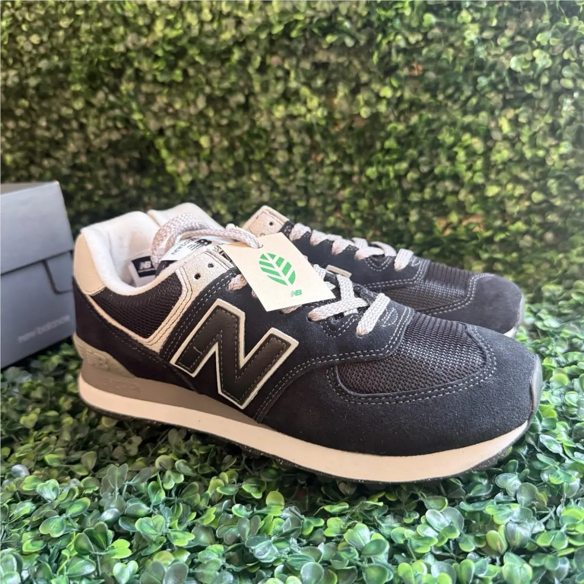 New Balance shoes - New Balance 574 - Black / White 3