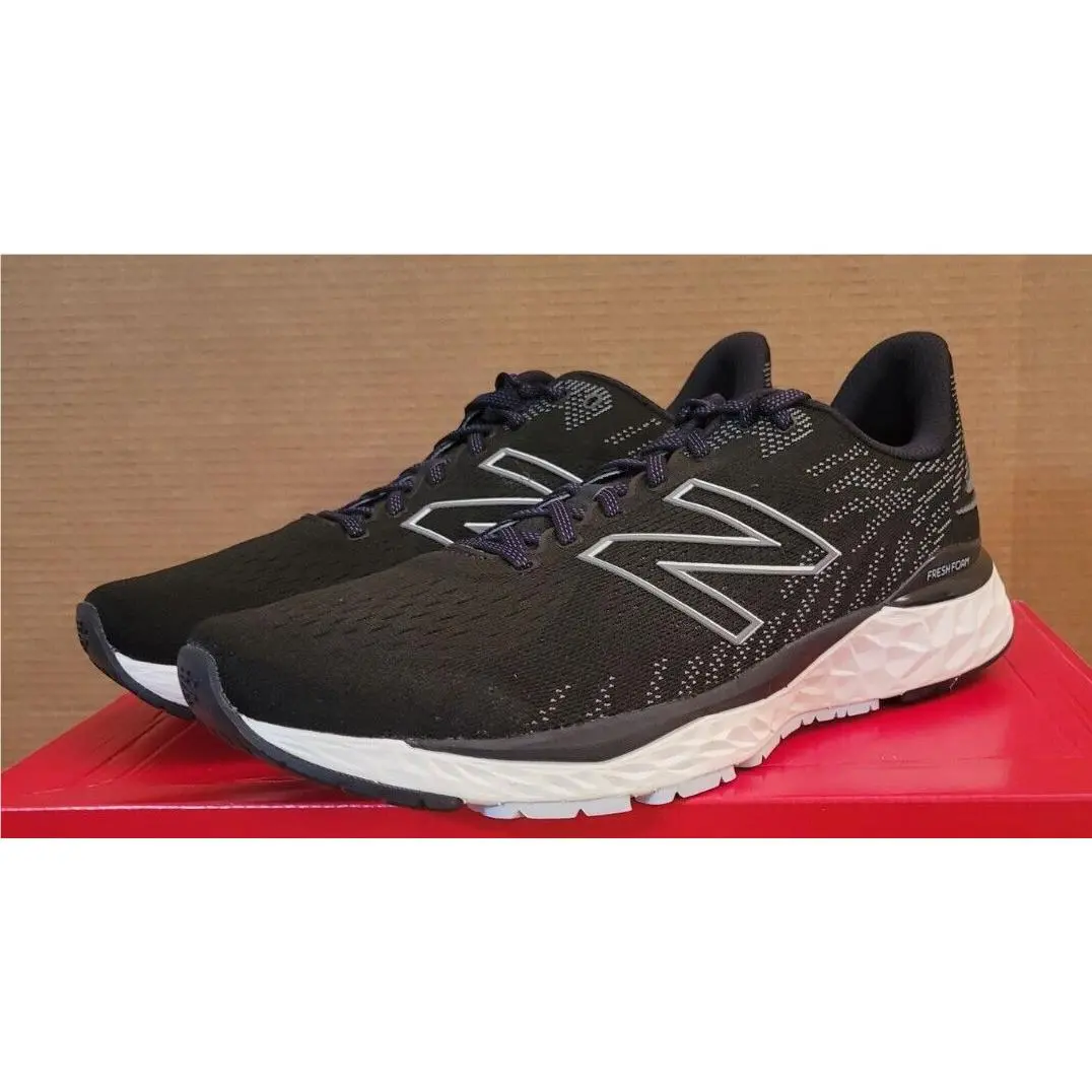 New Balance Fresh Foam 880v11 Size: 8.5 EE Black Cyclone
