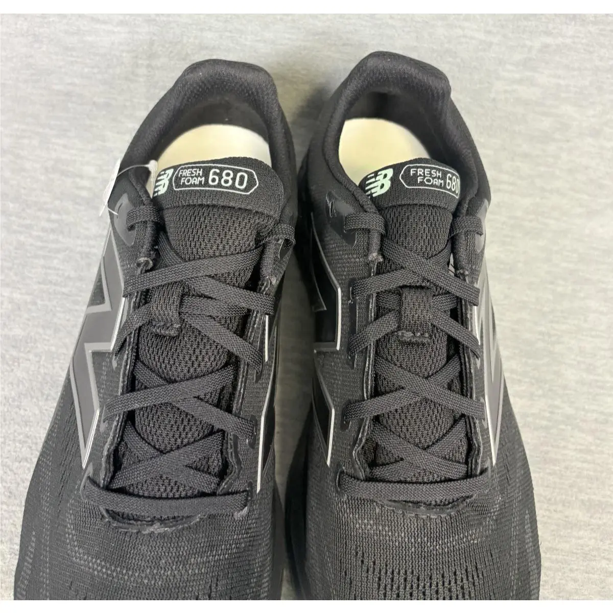 New Balance shoes - New Balance 680 - Black 1