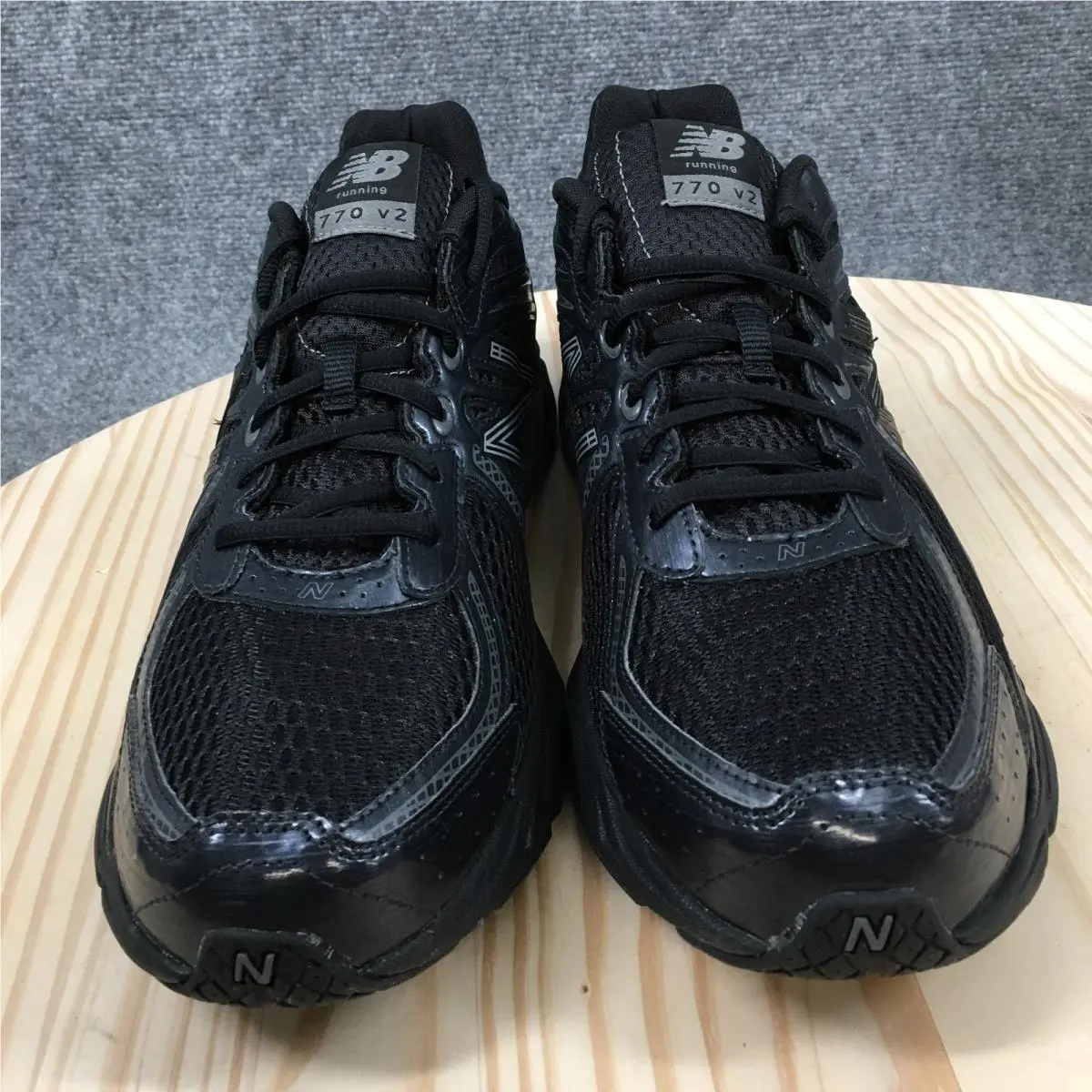New Balance shoes - New Balance 770v2 - Black 3