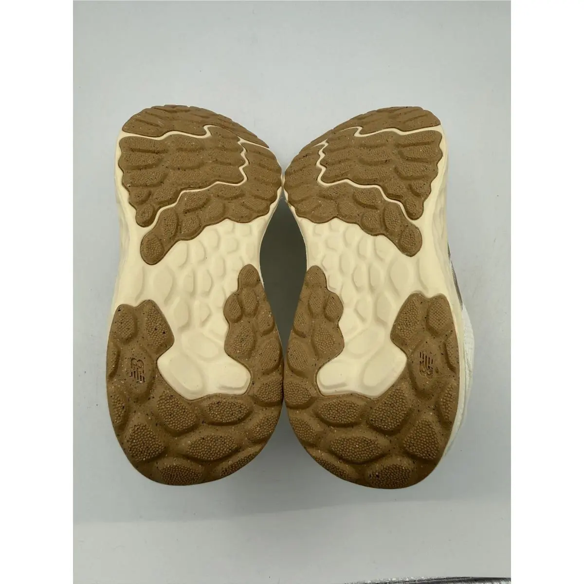 New Balance shoes - New Balance Fresh Foam Arishi v4 - Beige 5