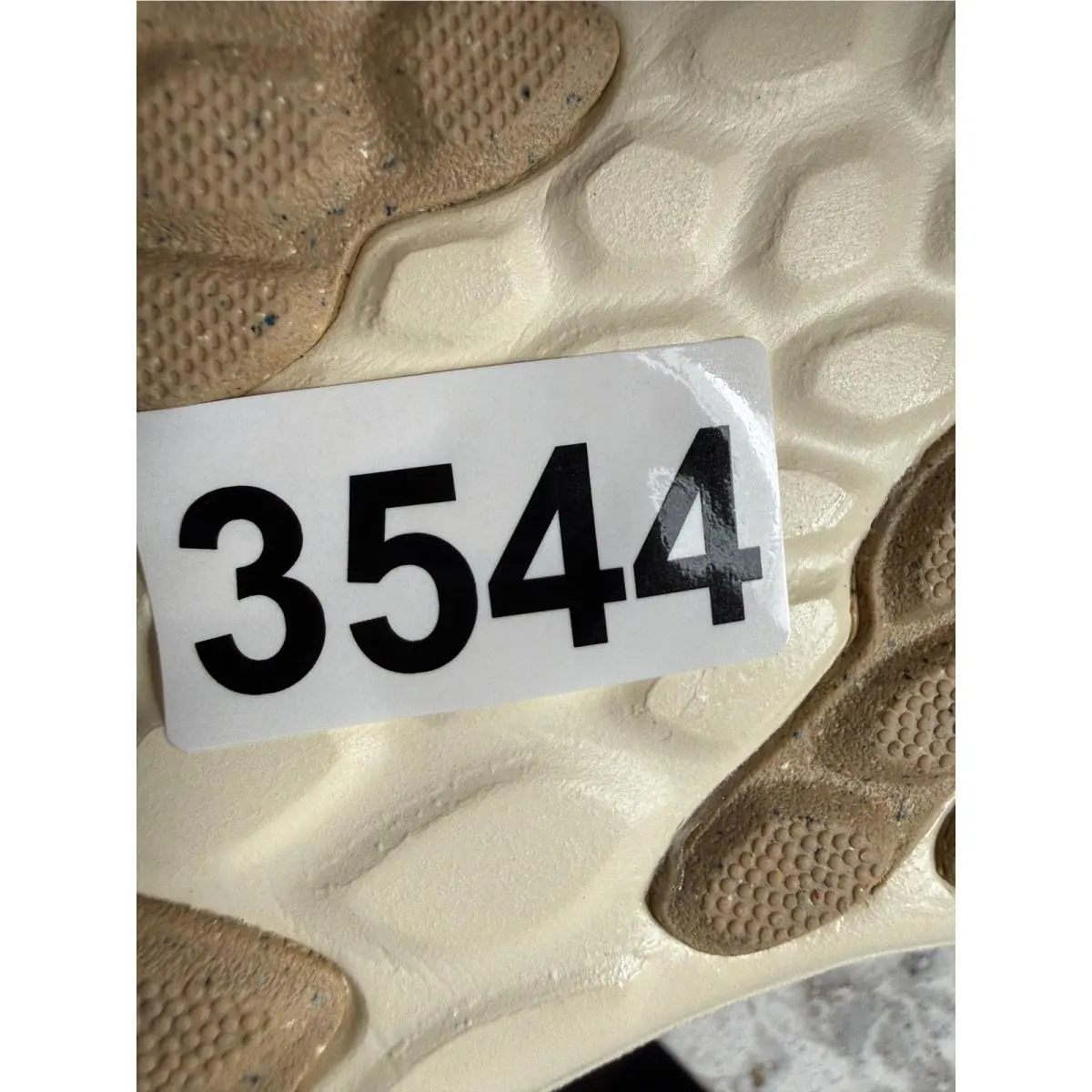 New Balance shoes - New Balance Fresh Foam Arishi v4 - Beige 7
