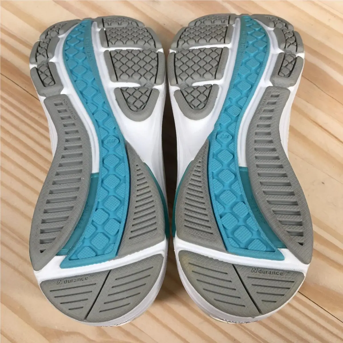 New Balance shoes - New Balance 847 V4 - Multicolor 8