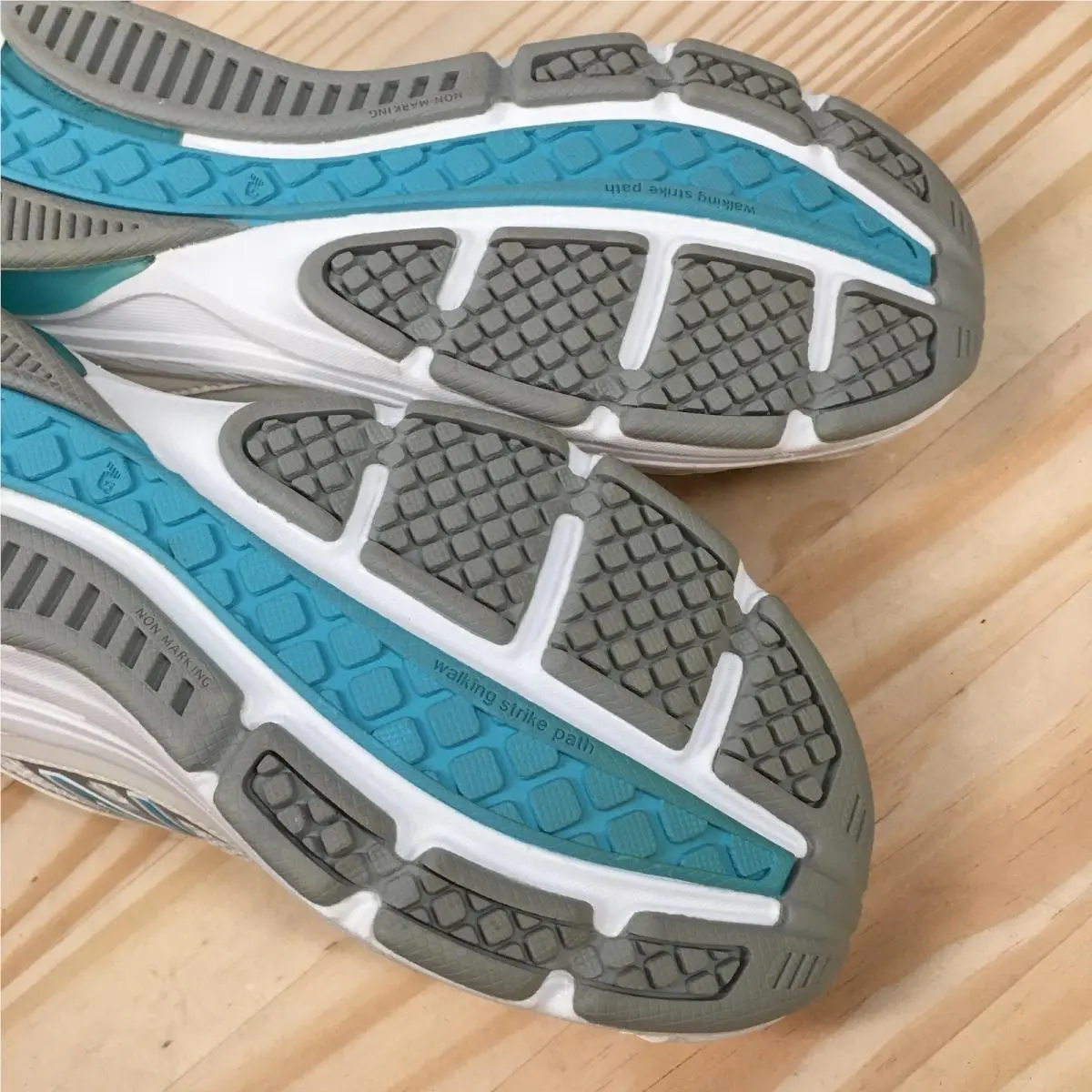 New Balance shoes - New Balance 847 V4 - Multicolor 10