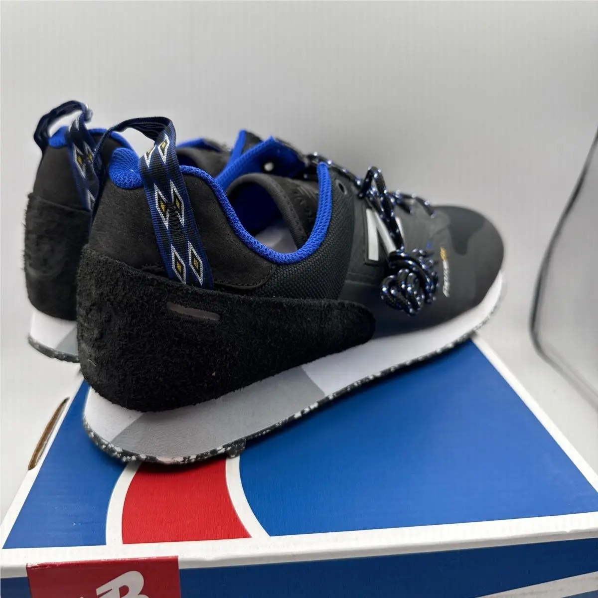 New Balance shoes - Black 1