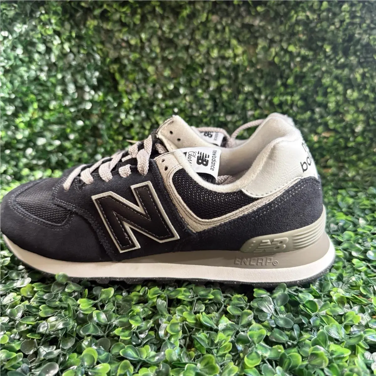 New Balance shoes - New Balance 574 - Black / White 13