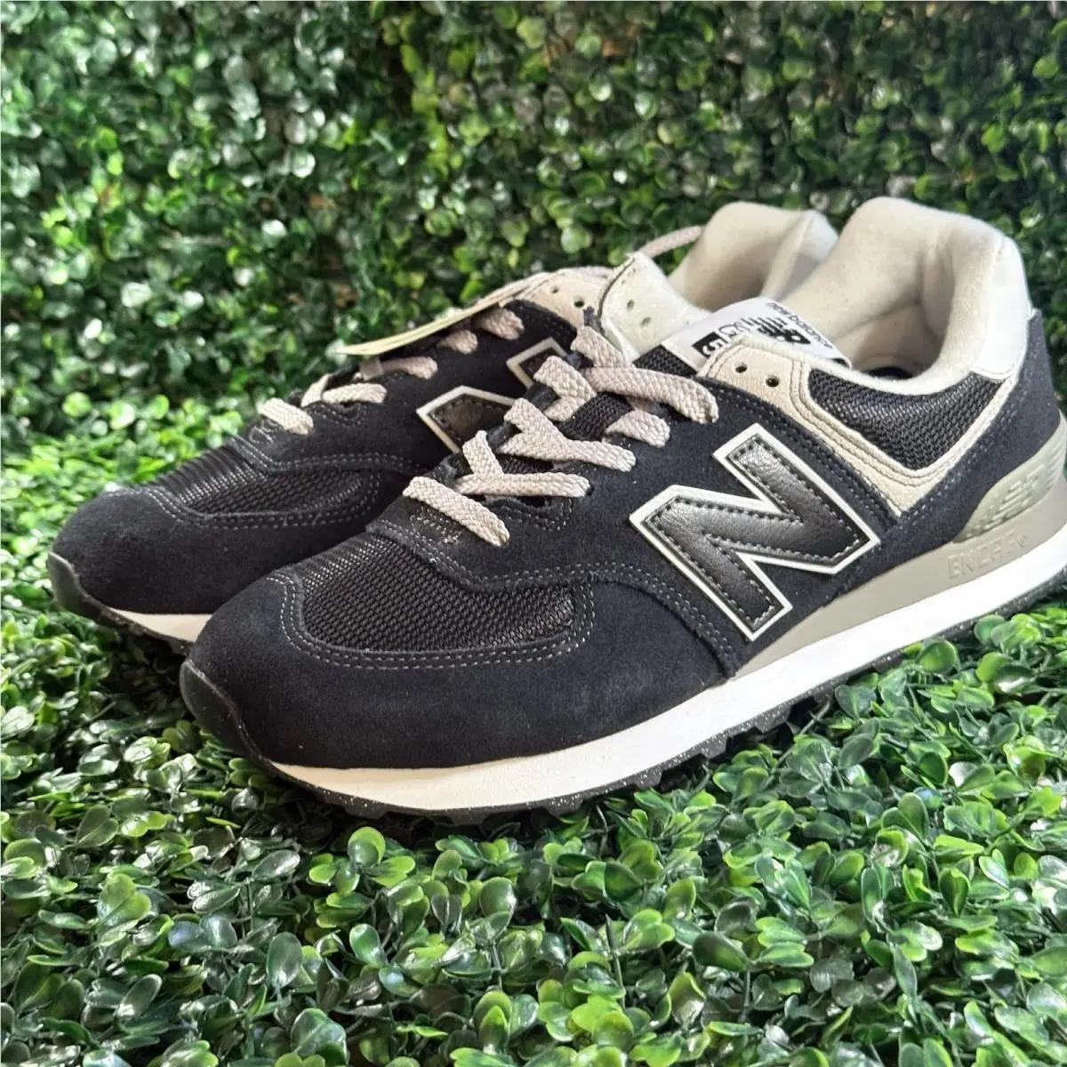 New Balance shoes - New Balance 574 - Black / White 15