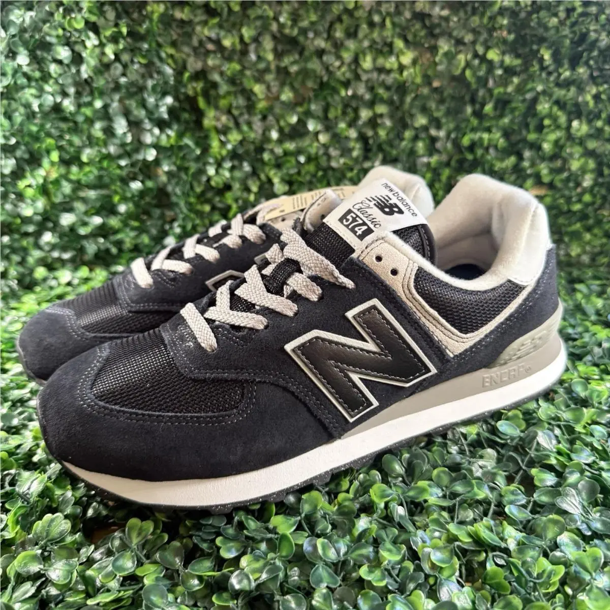 New Balance shoes - New Balance 574 - Black / White 1