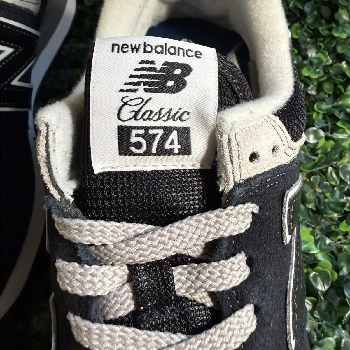 New Balance shoes - New Balance 574 - Black / White 3