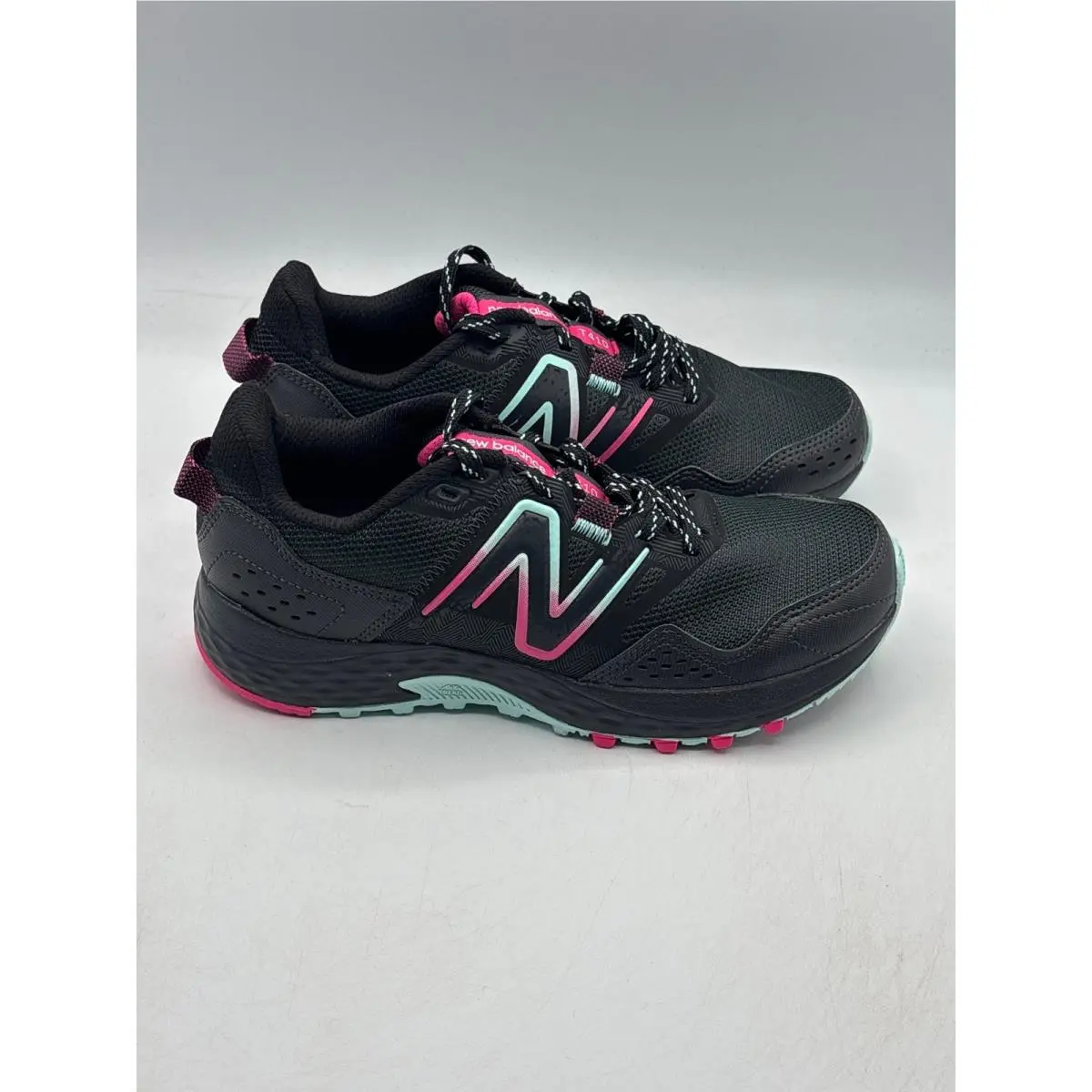 New Balance 410v8 Trail Running Shoes Women 6.5 Black Pink Blue WT410LC8