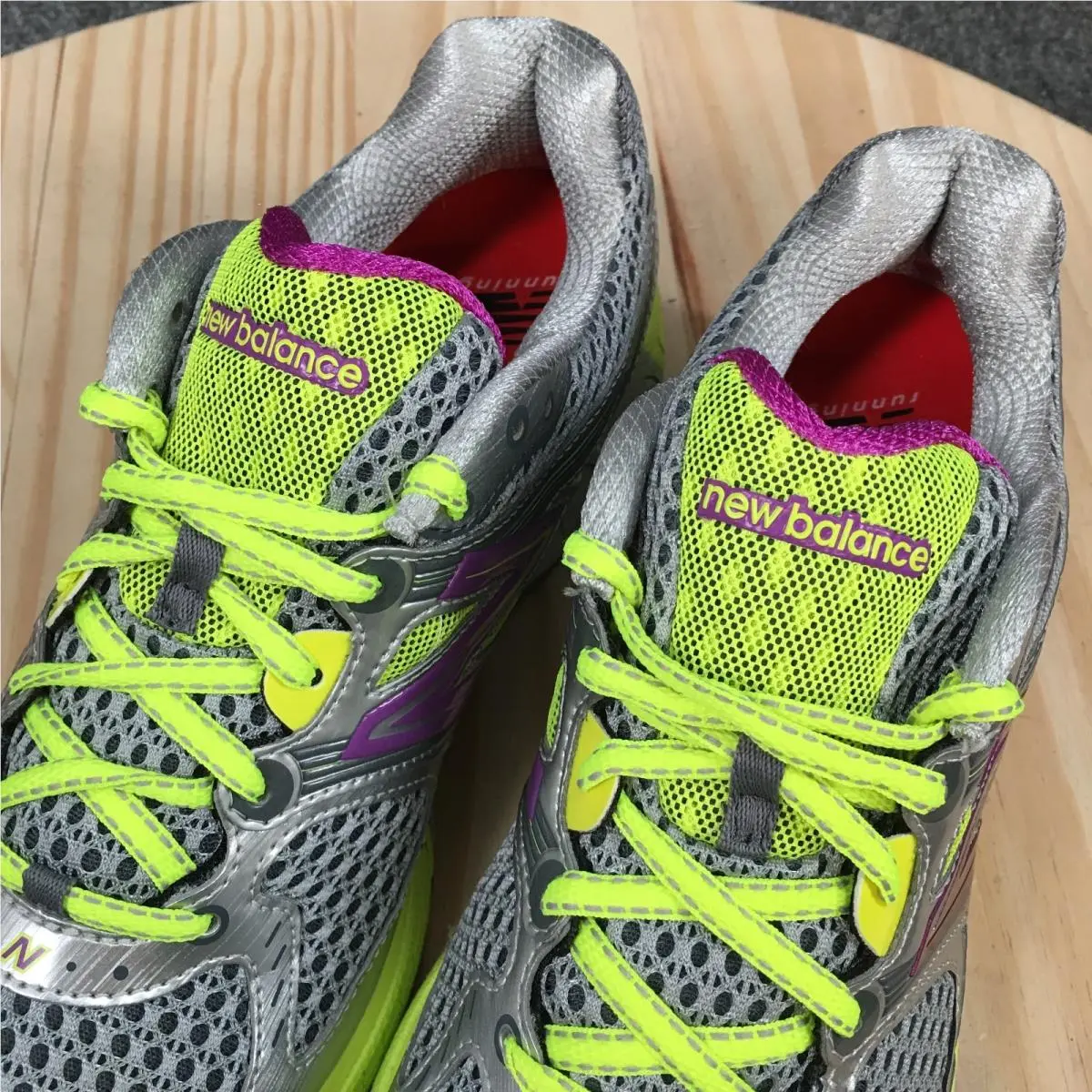New Balance shoes - New Balance 860 - Purple 3