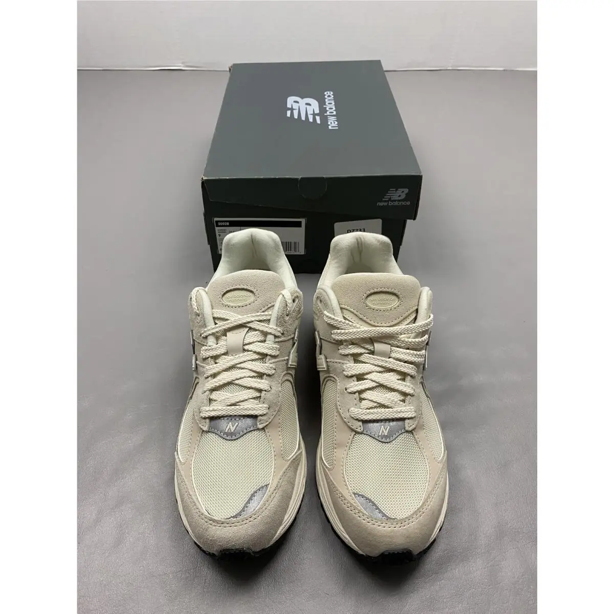 New Balance 2002R Shoes Mens 9 Womens 10.5 Beige Running Sneakers M2002RCC