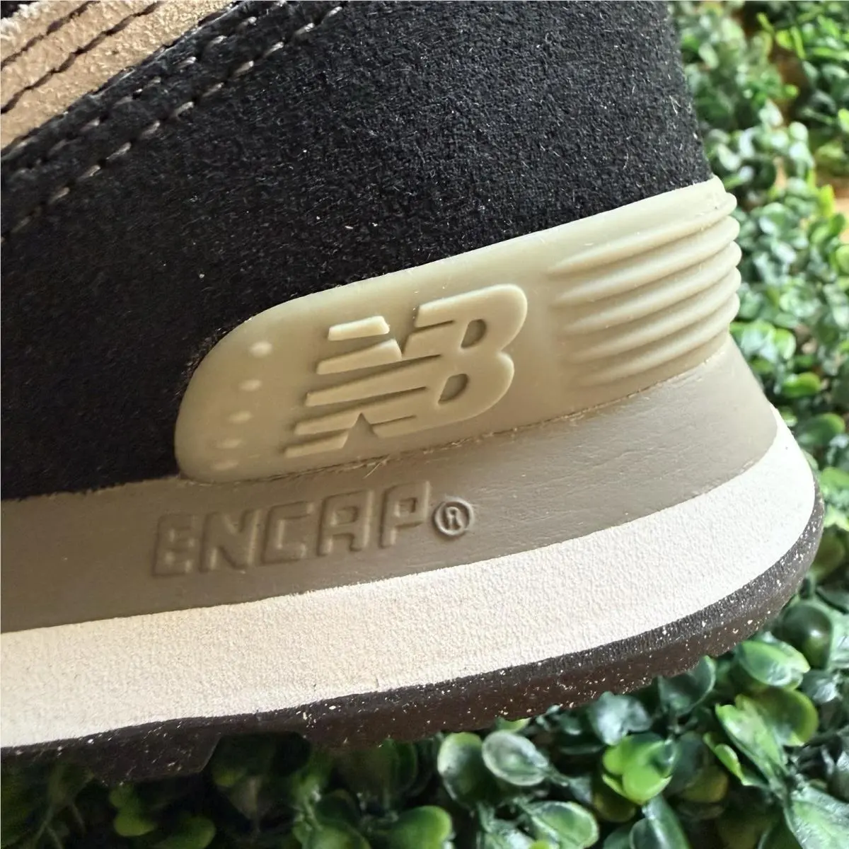 New Balance shoes - New Balance 574 - Black / White 18