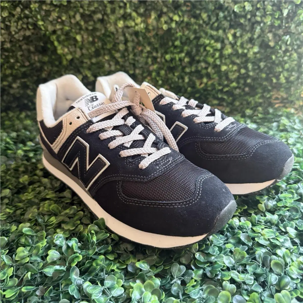 New Balance shoes - New Balance 574 - Black / White 1