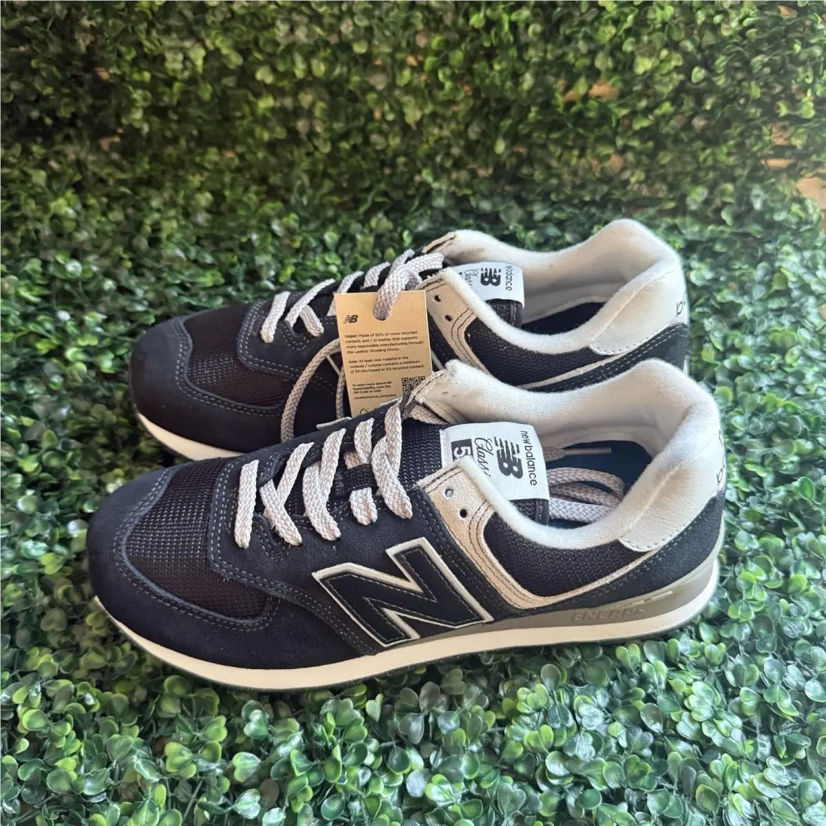 New Balance shoes - New Balance 574 - Black / White 7