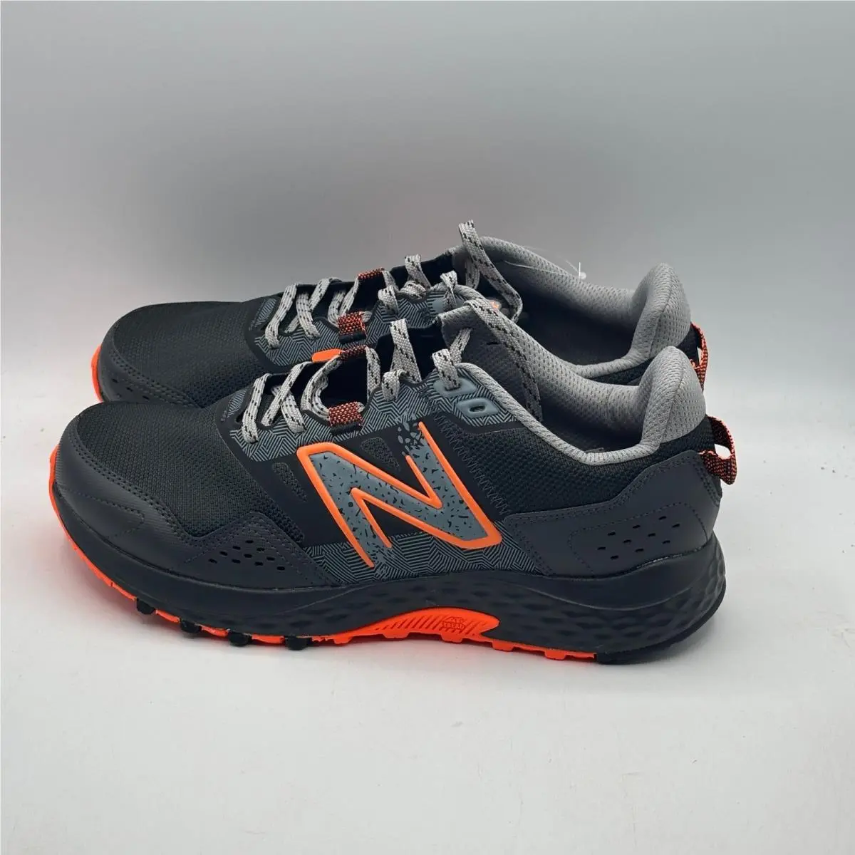 New Balance shoes - New Balance 410v8 - Black 2