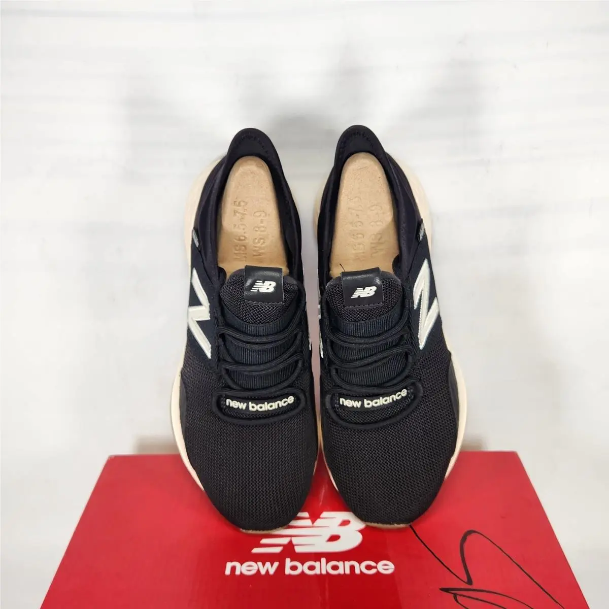 New Balance shoes - New Balance Fresh Foam Roav - Black 2
