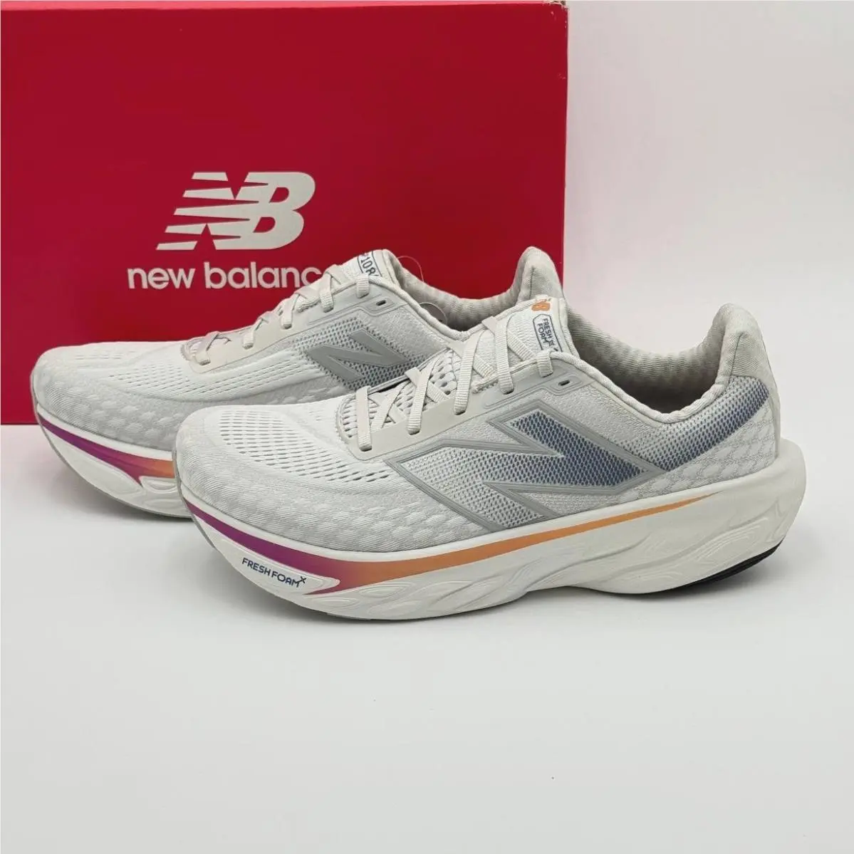 New Balance Fresh Foam X 1080v14 Shoes Men’s Size 10.5 / Women`s 12 Grey Silver