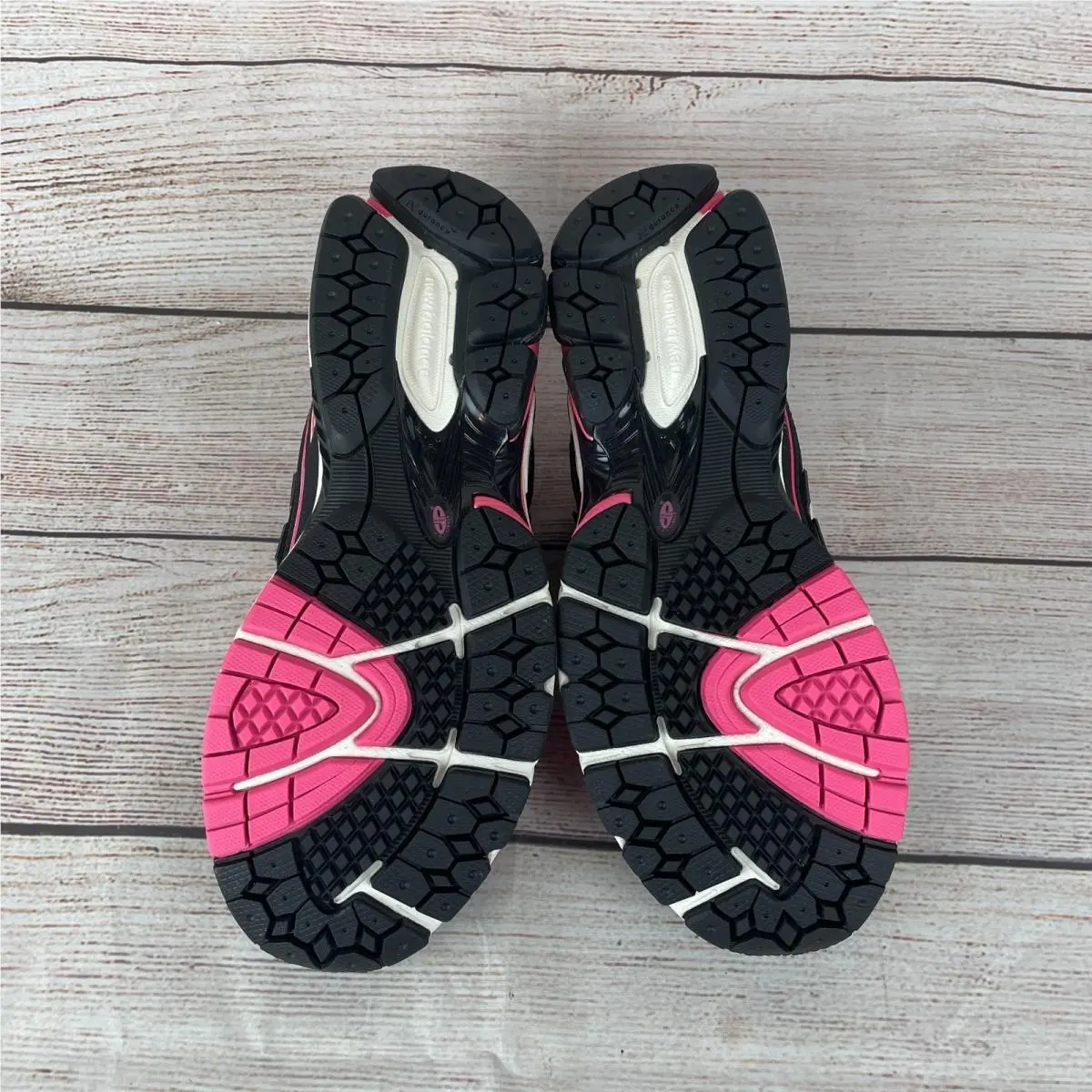 New Balance shoes - New Balance 1906R - Pink (UPC: 198689363094) 7