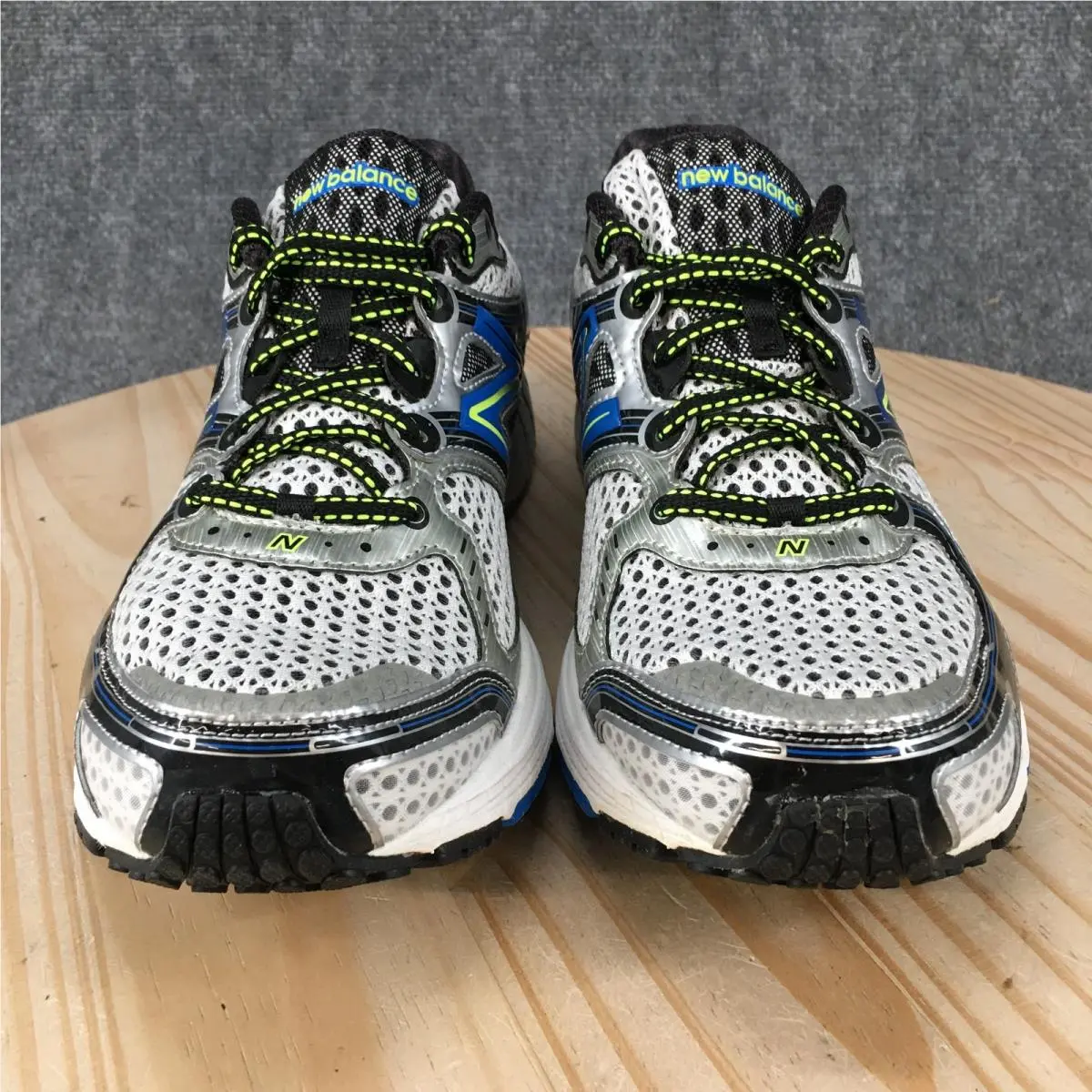 New Balance shoes - Silver 5